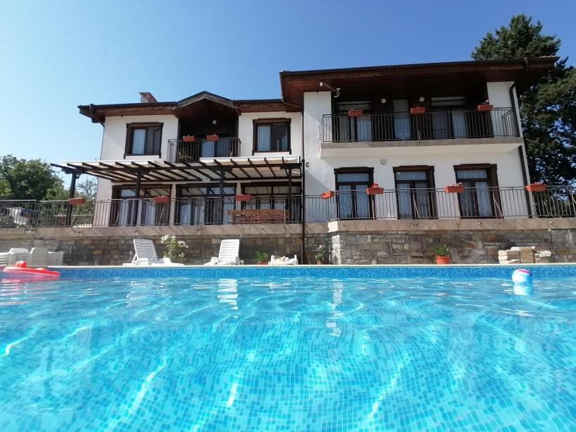 Guesthouse Gostilitsa Exterior photo