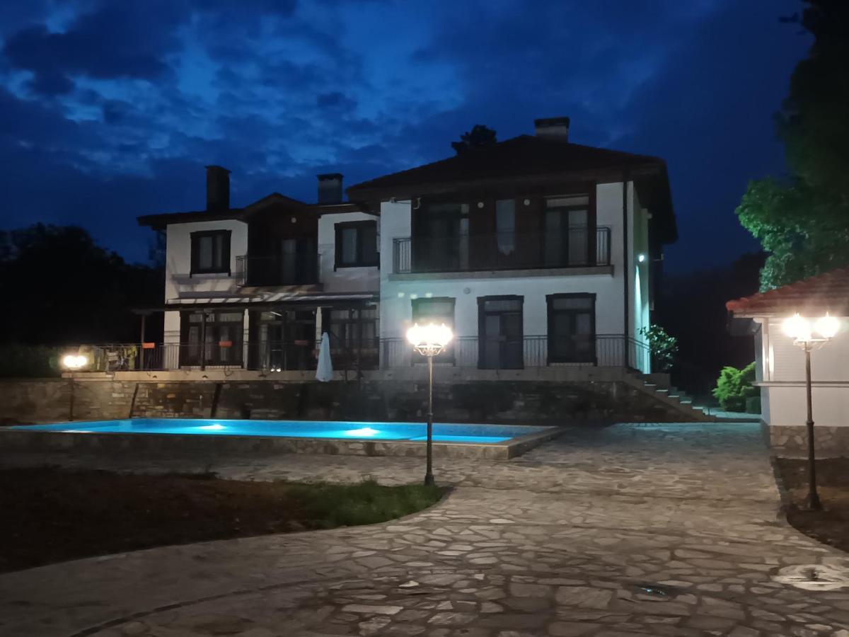 Guesthouse Gostilitsa Exterior photo
