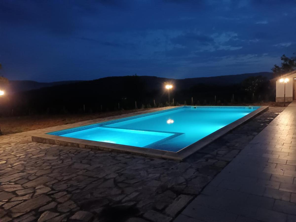 Guesthouse Gostilitsa Exterior photo