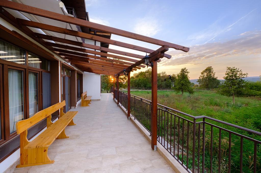 Guesthouse Gostilitsa Exterior photo