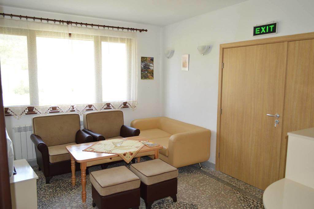 Guesthouse Gostilitsa Exterior photo
